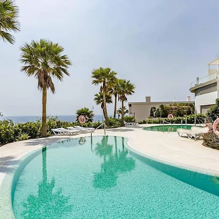 95-exclusive In La Reserva Del Higueron, Apartment *